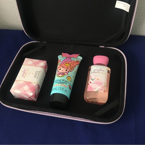 🎉HP🎉 Mermaid Sequin Hard Storage Case - Picture 9 of 12